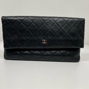 Black Chanel Quilted Lambskin CC Beauty Foldover Clutch